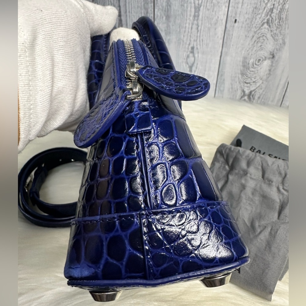 BALENCIAGA ville xxs crocodile -embossed leather in navy - Picture 7 of 15